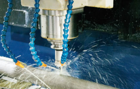 抜き・曲げ／切断